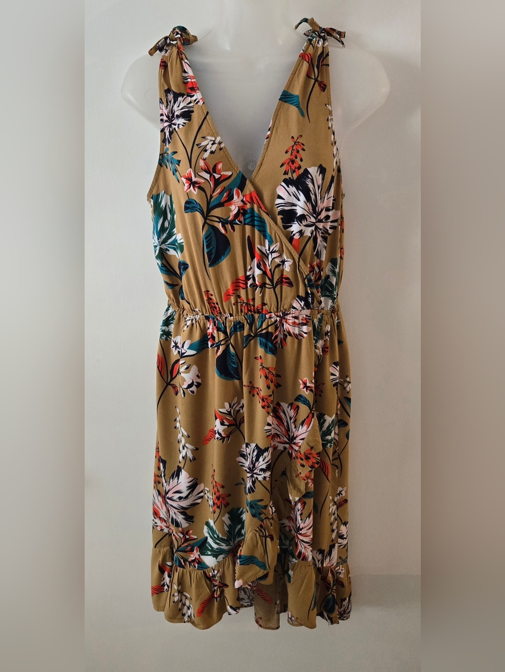 A New Day Sundress Sz XS V Neck V Back Gold With Floral Tropical Print Euc